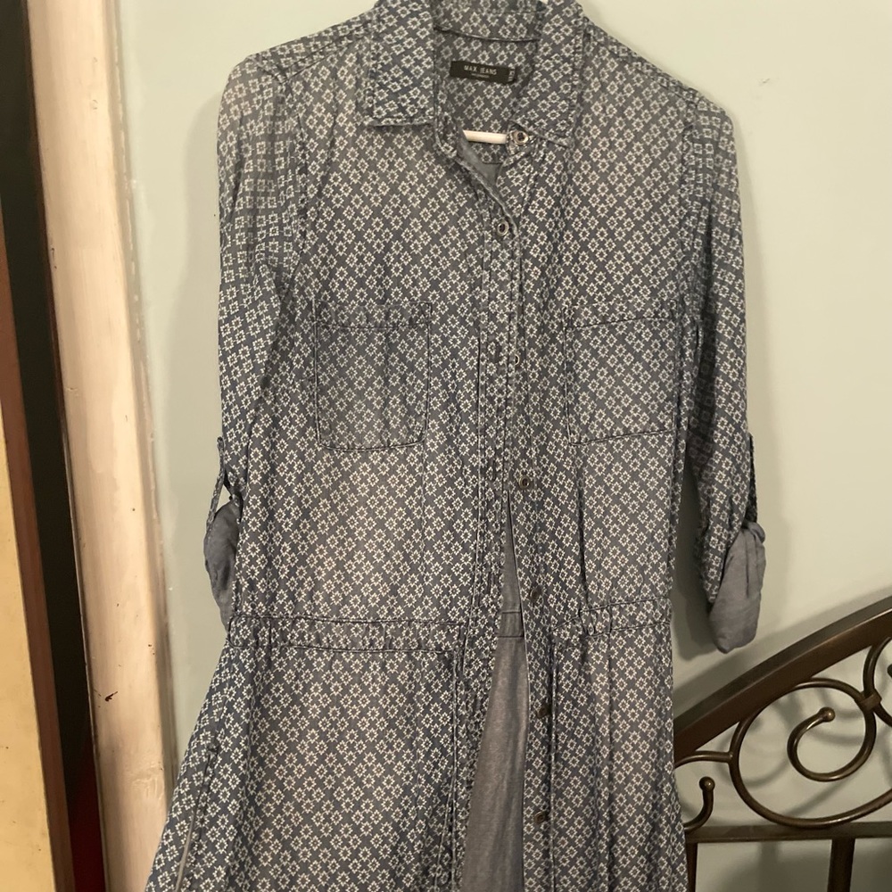Blue patterned dress